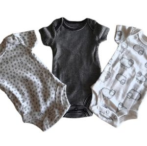 NWOT Preemie baby adorable 3 pc set